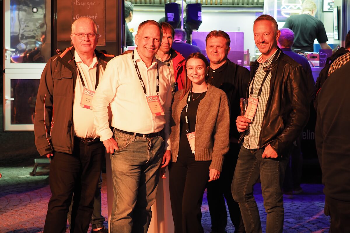 Teilnehmer beim gemeinsamen SQLdays Abend